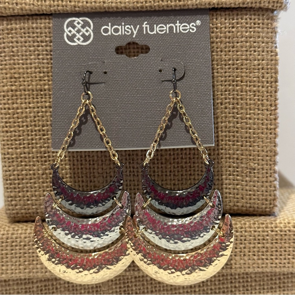 NWT Daisy Fuentes Earrings big tri-color triple crescent hammered dangles